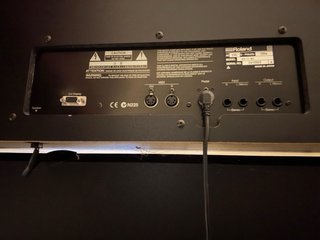 PIANO ROLAND KR-7 (Digital Inteligent Keyboard)