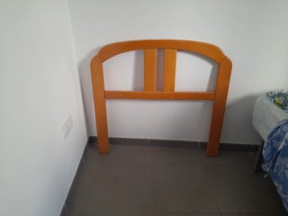 Cabecero de cama de madera