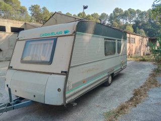 Caravana Caravelair para camping fijo o terreno