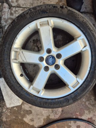 Llantas Ford Focus 17