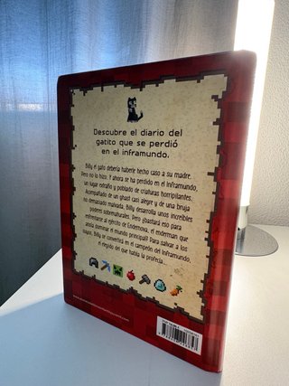 El gatito que se perdió en el inframundo