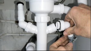 INSTALACIÓN DE BOTES SIFÓNICOS Y DESAGÜES – TORTO