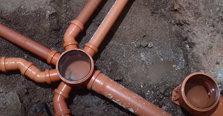 INSTALACIÓN DE BOTES SIFÓNICOS Y DESAGÜES – TORTO
