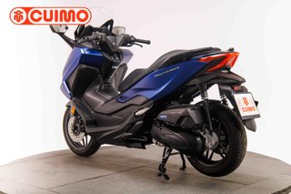 HONDA FORZA 125
