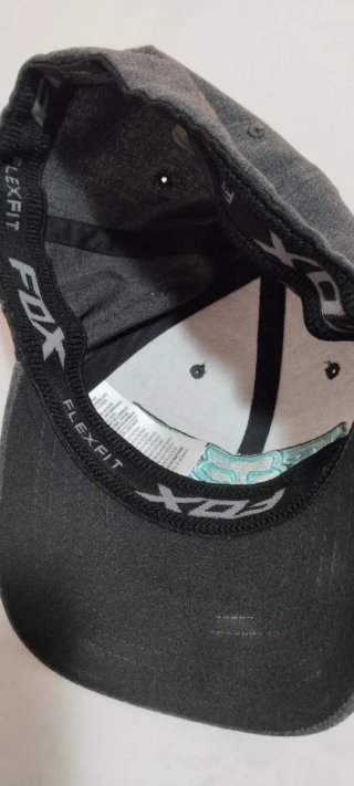 Gorra Fox Gris y Turquesa