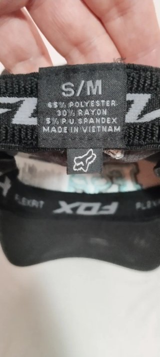 Gorra Fox Gris y Turquesa
