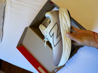 New Balance 1080 Beige/Rosa