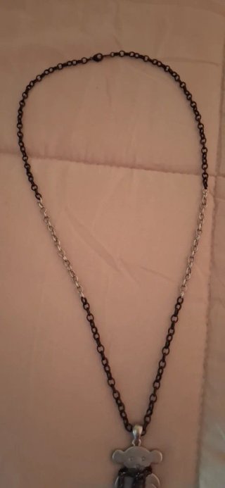 Collar largo oso con cadena plata y negro
