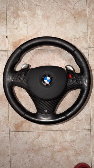 Volante M BMW con levas