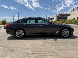 BMW Serie 530d luxury line 265cv 2020