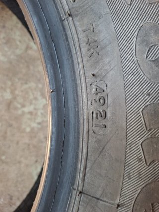 2 Neumáticos 175/65 R14 82T