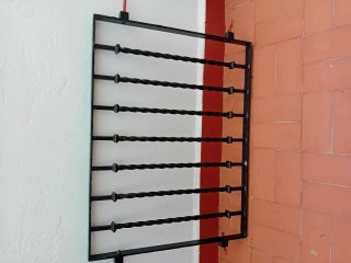 Reja de hierro macizo forjado Alto 75cm x96cm larg