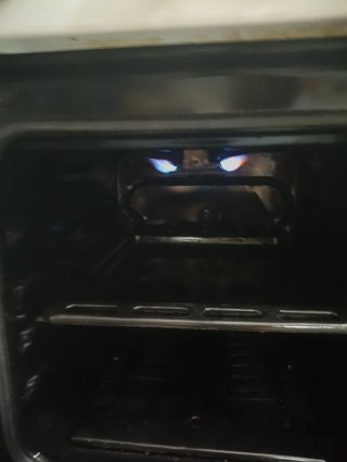 Cocina de gas butano mide 86 x50x50