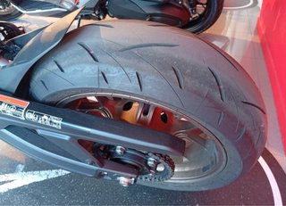Honda CB 650R E-Clutch 2025 Negra PARTICULAR