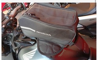 Honda CB 650R E-Clutch 2025 Negra PARTICULAR