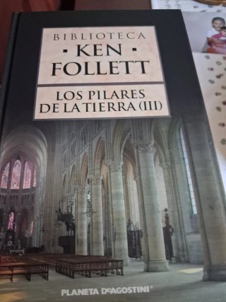 Ken Follett, coleccion de 8 tomos en total