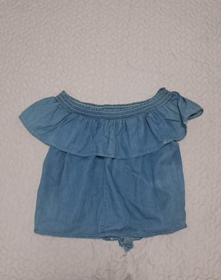 Blusa vaquera sin hombros