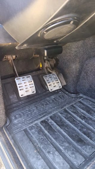 Land Rover Defender 2007