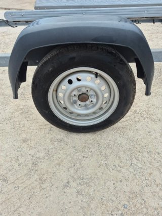 Remolque para moto acuatica.