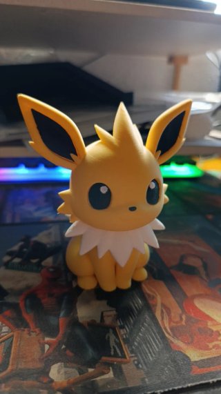 Figura Jolteon Impresión 3D