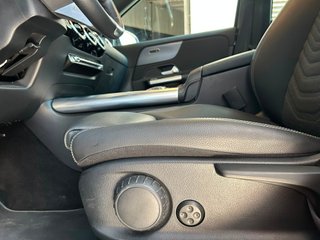 Mercedes-Benz GLA GLA 200 D