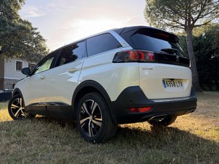 Peugeot 5008 2021