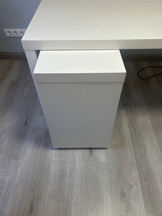 Escritorio blanco 151x65cm con tablero extraíble
