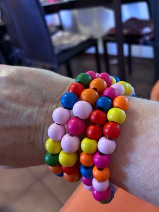 Bracciali rigidi perline legno multicolor