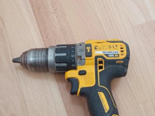 Atornillador Percutor DeWalt 18V 5Ah