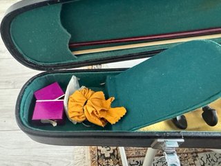 Violín 4/4 adulto con funda y arco