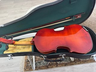Violín 4/4 adulto con funda y arco