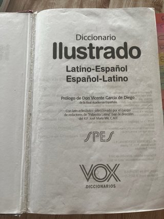 Diccionario Ilustrado Latín. Latino-Español/ Es...