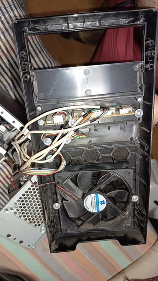 PC sobremesa Intel – 8 GB RAM DDR3 –SIN DISCO DURO