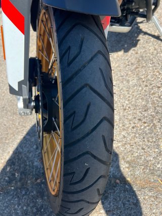 BMW F900 GS