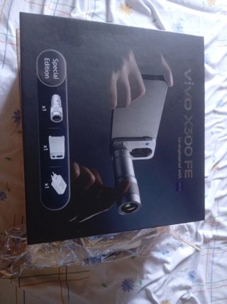 Vivo X300 FE Special Edition
