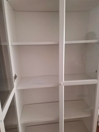 Vitrina Ikea Blanca Cristal 2 meses uso