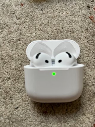 AirPods 4 ANC Originales Muy Cuidados