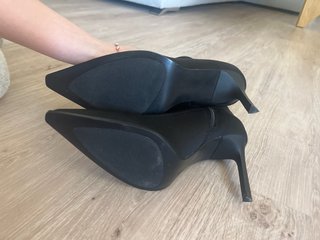 Botas de tacón negras Stradivarius