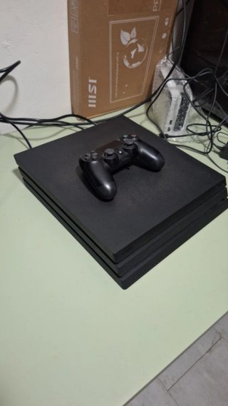 PS4 Pro v12.52