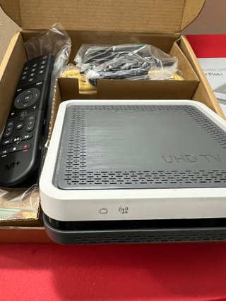 Descodificador Smart Wifi UHD 4K Plus