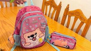 Mochila y estuche Totto a juego