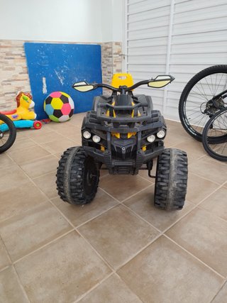 Quad Infantil Eléctrico Amarillo