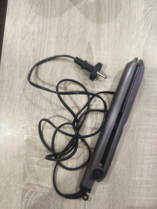 Plancha de pelo gris