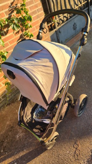 Carrito Bebecar 3x1 Flowy