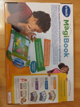 MagiBook con 3 libros interactivos Vtech