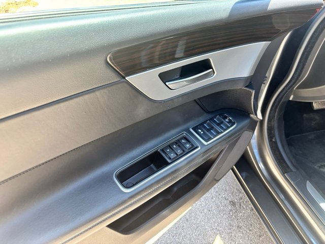 Jaguar XF 2016 180 cv