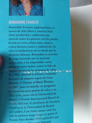 Niña, mujer, otras