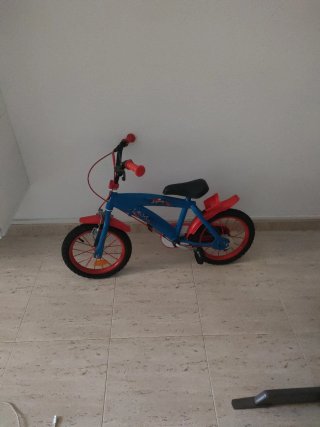 Bicicleta Infantil Spiderman Azul y Roja