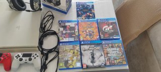 PS4 (PlayStation 4) Bianca + Giochi e Accessori