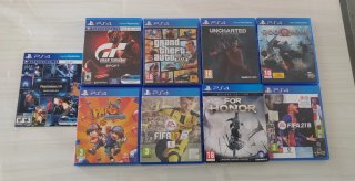 PS4 (PlayStation 4) Bianca + Giochi e Accessori